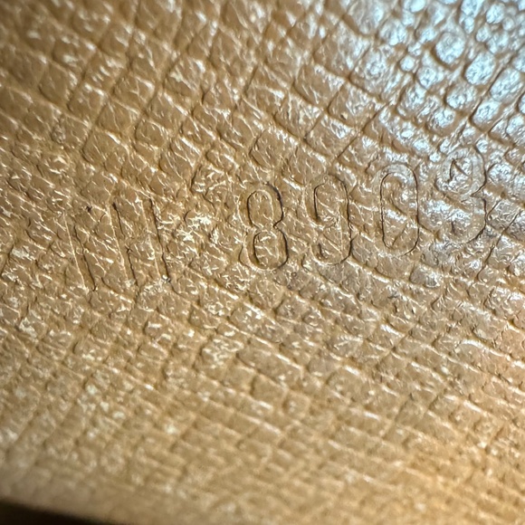 Louis Vuitton Amazon Vintage Monogram Crossbody Bag. P0016 - Picture 13 of 15